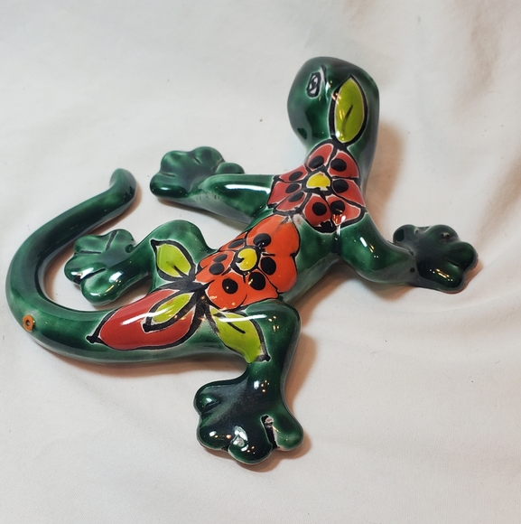 Mexican Talavera Pottery Gecko Lizard Hand Painted Porcelain Ceramic Figurine - Picture 4 of 9